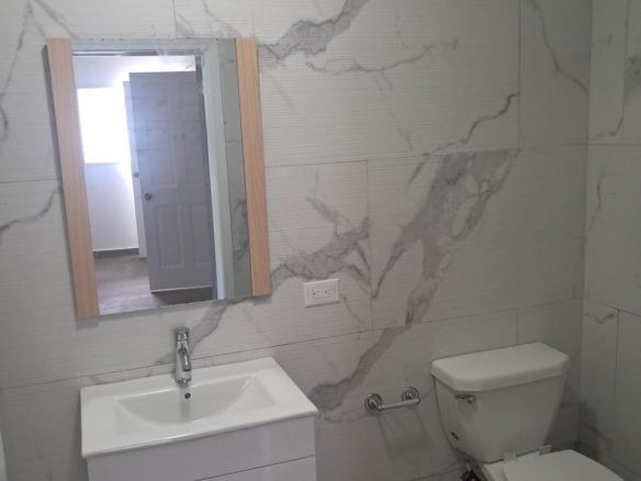 Retreat Estate 3 bedrooms 2 bathrooms apartment.