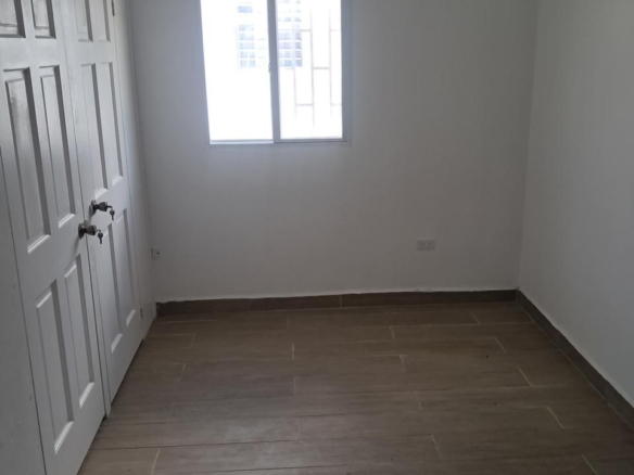 Retreat Estate 3 bedrooms 2 bathrooms apartment.
