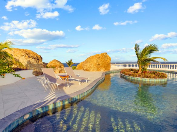 Villa Peninsula